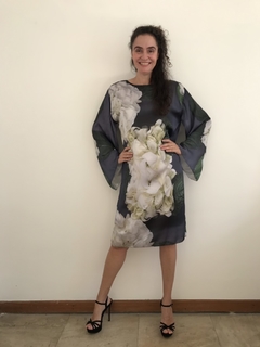 Vestido Curto Manga Sino Cetim Hortênsia Cinza - ALESSA