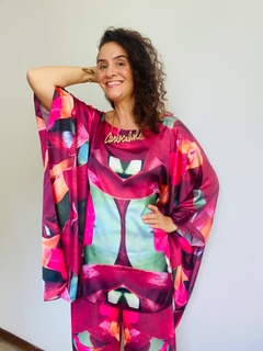 Camiseta Maxi Cetim Orquídea Vermelho - ALESSA