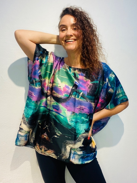 Camiseta Morcego Cetim Joan Blue