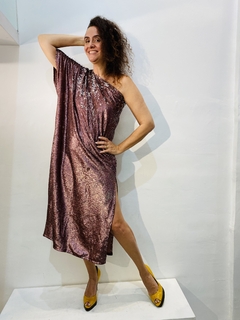 Vestido Morcego Ombro Só Longo Paetê Rosê e Prata - online store