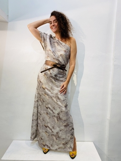 Vestido Morcego Ombro Só Longo Paetê Branco Cobre