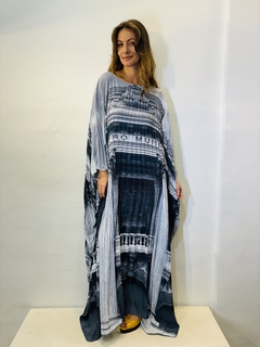 Imagem do Vestido Plissado Longo Crepe Municipal Fachada PB