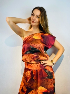 Camiseta Ombro Só Cetim Orquídea Laranja