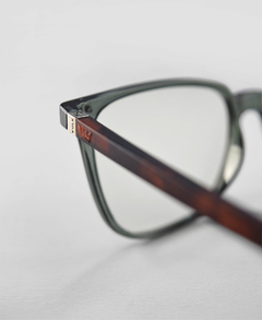 Lentes ópticos Vulk Netaglio 663 MO445