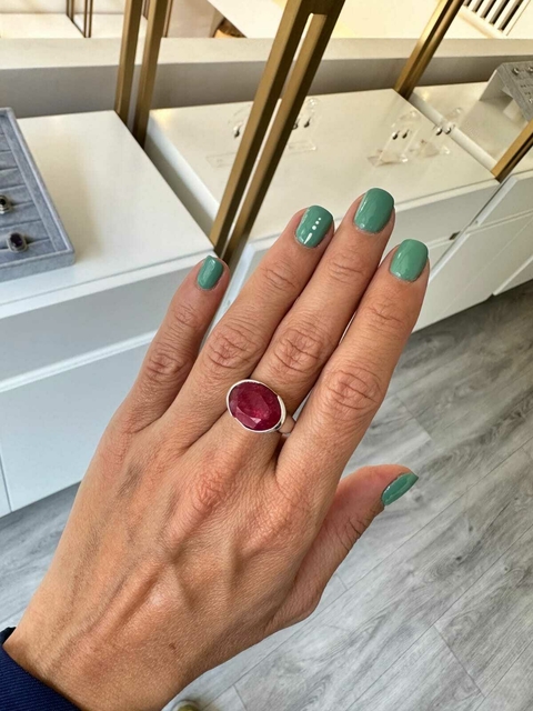 Anillo de Plata 925 y piedra Rubí