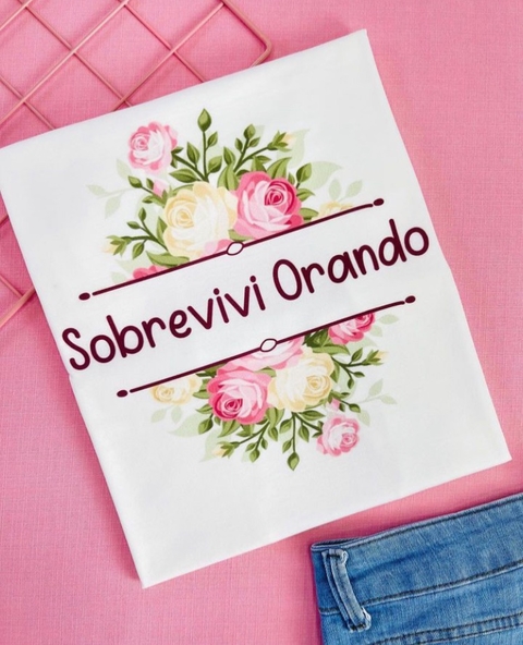 T-shirt ribana canelada Sobrevivi orando