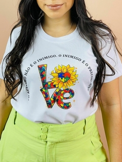 T-shirt Canelada O autismo não é o inimigo. Oinimigo é o preconceito na internet