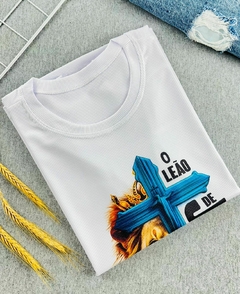 T-shirt Feminina Canelada O leão de judá - comprar online