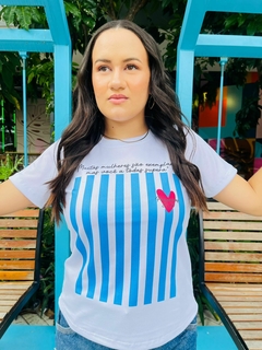 Imagem do T-shirt Canelada Muitas mulheres são exemplares, mas você a todas supera