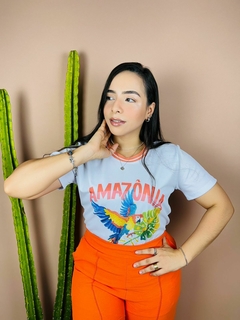 Imagem do T-SHIRT CANELADA AMAZÔNICA - BRANCA