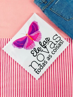 T-shirt Canelada Ele faz novas todas as coisas - comprar online