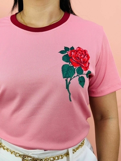 T-SHIRT CANELADA FLOR - ROSA IORGUTE - Fabi T-shirts