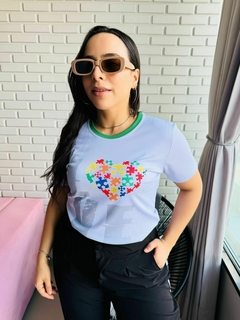 T-SHIRT CANELADA LOVE CORAÇÃO AUTISMO - comprar online