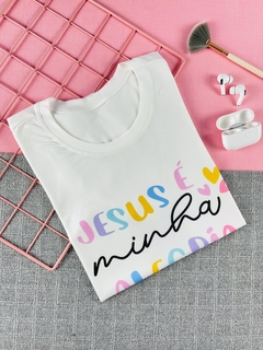 T-shirt ribana canelada Jesus é minha alegria - comprar online
