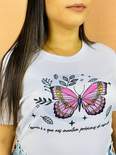 T-shirt Canelada A essência é o que nos mantem próximo de nossa alma - comprar online