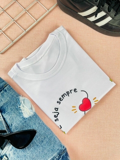 T-shirt Canelada E seja sempre como deus quiser - comprar online