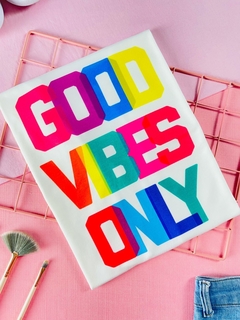 T-shirt ribana canelada Good Vibes Only