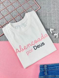 T-shirt ribana canelada Abençoada por Deus