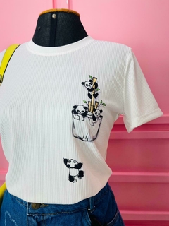 T-shirt Ribana Canelada Pandinhas Bolso na internet