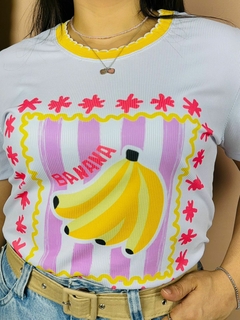 T-SHIRT CANELADA BANANA - BRANCA na internet