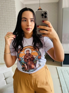 T-SHIRT CANELADA SÃO FRANCISCO DE ASSIS na internet