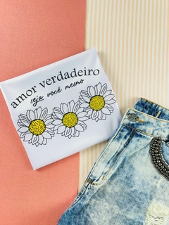 T-shirt Canelada amor verdadeiro seja você mesmo - comprar online