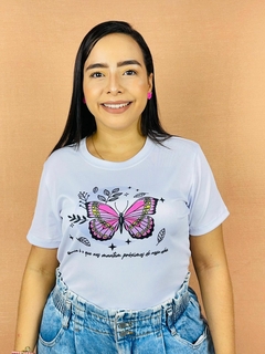 T-shirt Canelada A essência é o que nos mantem próximo de nossa alma na internet