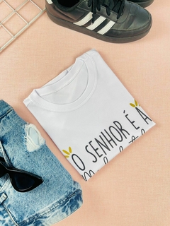 T-shirt Canelada O senhor é a minha fortaleza salmos 91:2 - comprar online