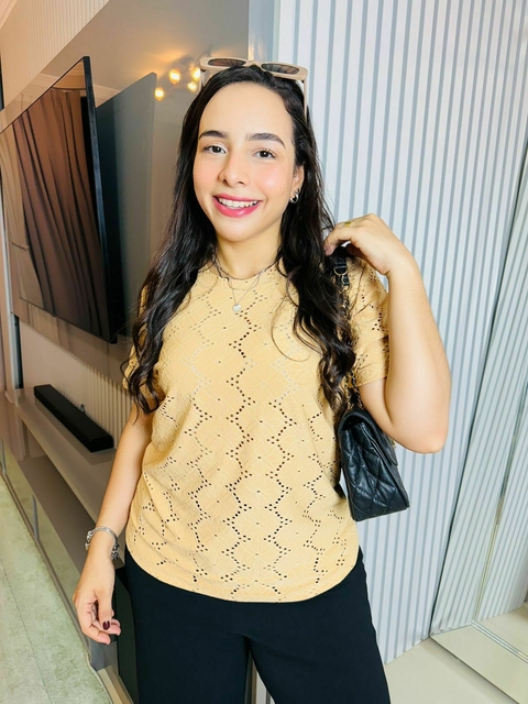 T-SHIRT MALHA LAISE - CREME BRÛLÉE