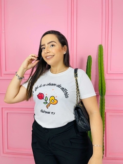 T-shirt Canelada A fé é a chave da vitória na internet