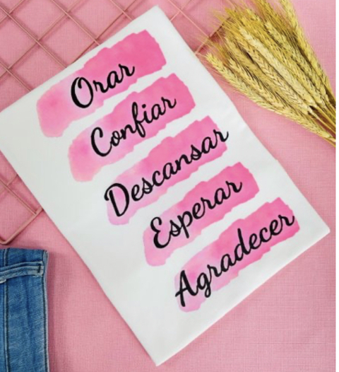 T-shirt ribana canelada Orar Confiar Descansar Esperar Agradecer