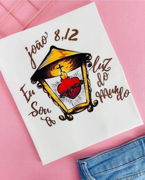 T-shirt ribana canelada Eu sou a luz do mundo. João 8,12