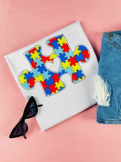 T-shirt Canelada Autismo peça quebra cabeça - comprar online