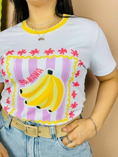 T-SHIRT CANELADA BANANA - BRANCA - comprar online