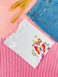 T-shirt Canelada Borboletas - comprar online