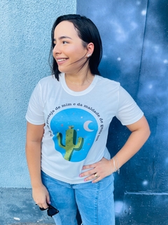 T-shirt ribana canelada Deus me proteja de mim - comprar online