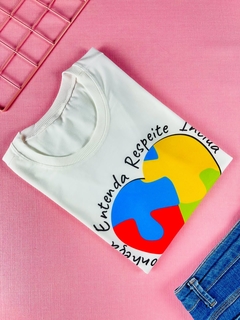 T-shirt ribana canelada Apoie, conheça, entenda, respeite, inclua, ajude. Autismo. - comprar online