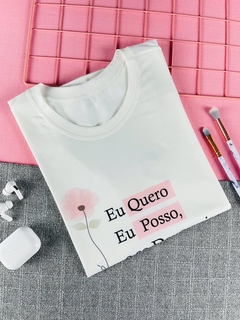 T-shirt ribana canelada Eu quero, eu posso, e se Deus quiser eu CONSIGO - comprar online