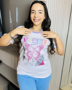 T-SHIRT CANELADA VOGUE BORBOLETA - comprar online