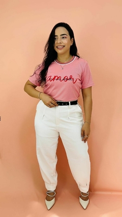 Imagem do T-SHIRT CANELADA GOLINHA DE CORAÇÕES - ROSA IORGUTE