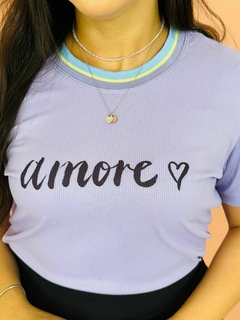 Imagem do T-SHIRT CANELADA AMORE- LAVANDA