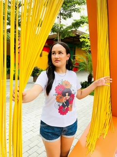 T-shirt Canelada Blossom of yourself (floresça de si) - Fabi T-shirts