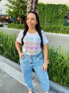 T-SHIRT CANELADA CORAÇÕES na internet