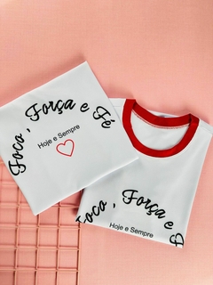 T-SHIRT CANELADA FOCO, FORÇA E FÉ - BRANCO