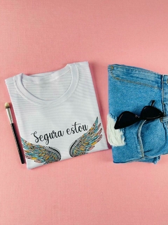 T-shirt Canelada Segura Estou - comprar online