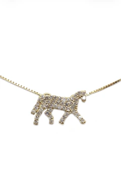 Colar cavalo com diamante na internet