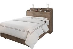 Cabeceira Queen com Sapateira/Prateleira Retrátil e Tomadas Julia Framar Capuccino - comprar online