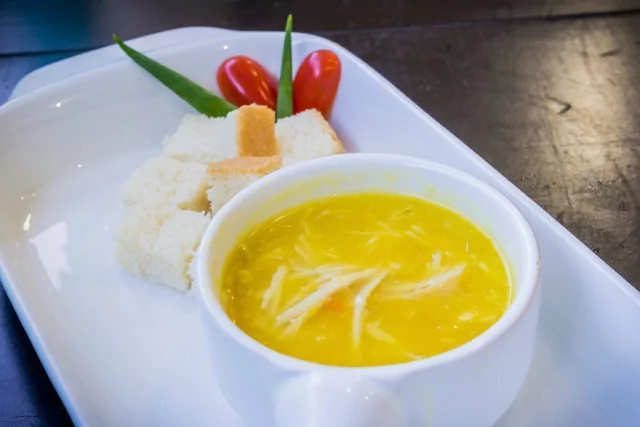 Caldo de Mandioquinha com Frango (400ml)