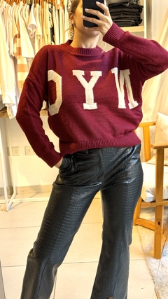 Sweater NYC bordo en internet