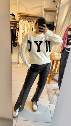 Sweater NYC blanco - comprar online